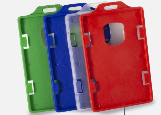 Portacarnets rígidos en verde, azul, transparente y rojo